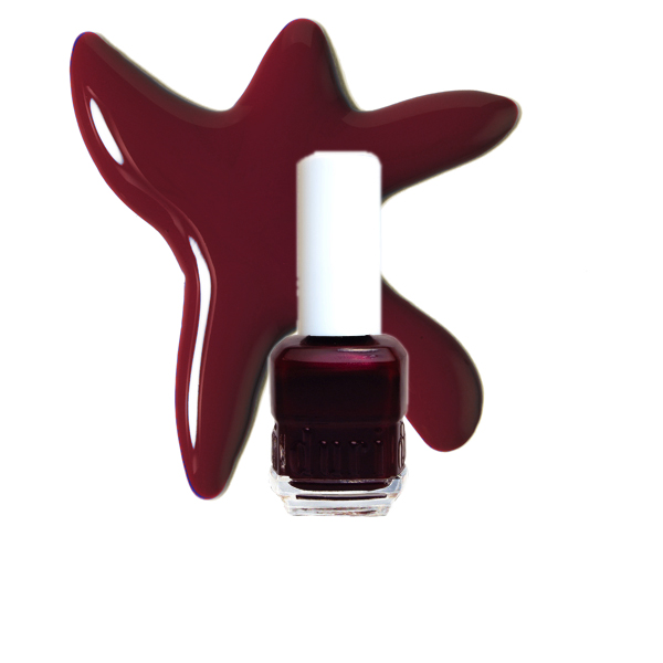 Deep red nail color by Duri Cosmetics