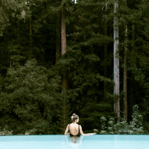 The Infinity Tub overlooking the forest at The Spa at 1440 Multiversity