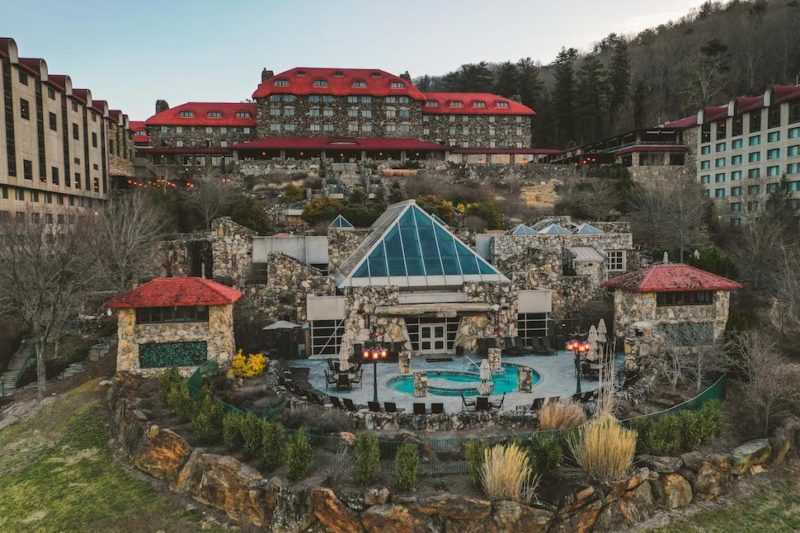 Happy 20th to The Omni Grove Park Inn! Insiders Guide to Spas