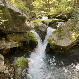 Cascades Gorge Hike waerfalls, Omni Homestead