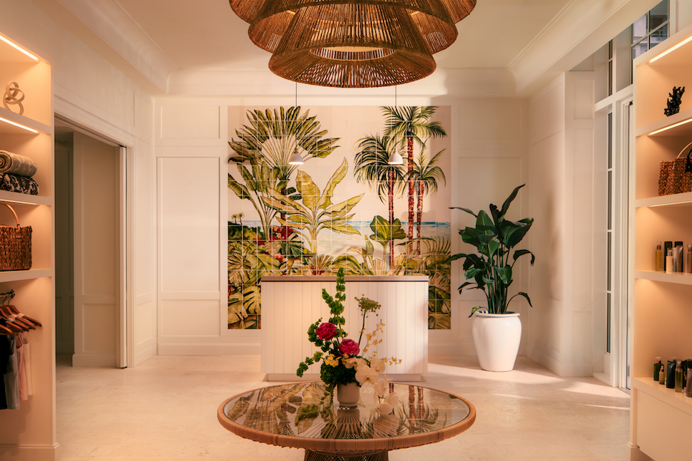 The Sanctuary, Naples Beach Club, A Four Seasons Resort
